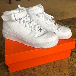 men’s high top air force 1s!